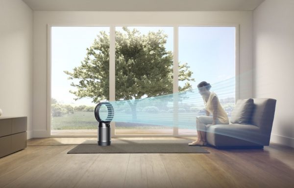 The Dyson Pure Cool purifying desk fan.-16901