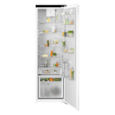 Electrolux 700 Series Integrated Tall Larder Fridge | KRA7DE18C